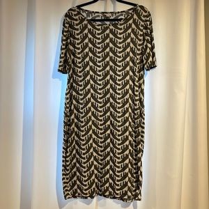 Black and white dress